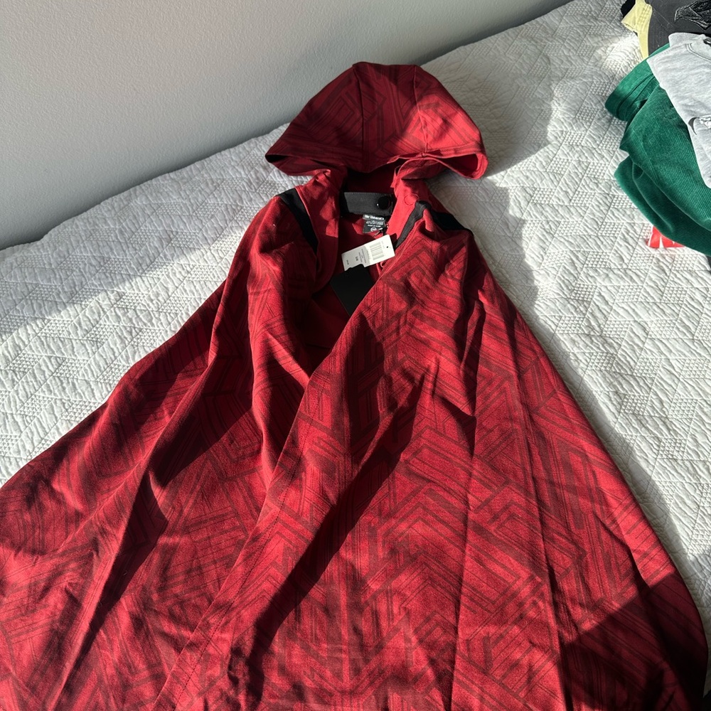 Scarlett With Cape
